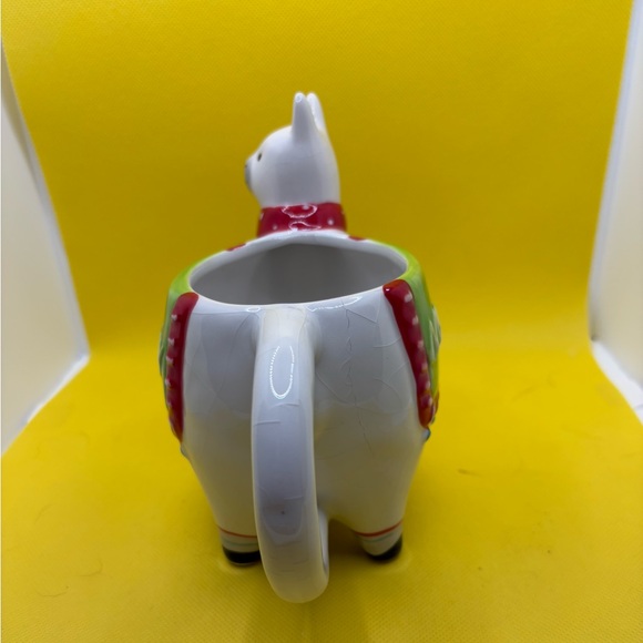 Merry Llama 3D Coffee Mug - Picture 2 of 7